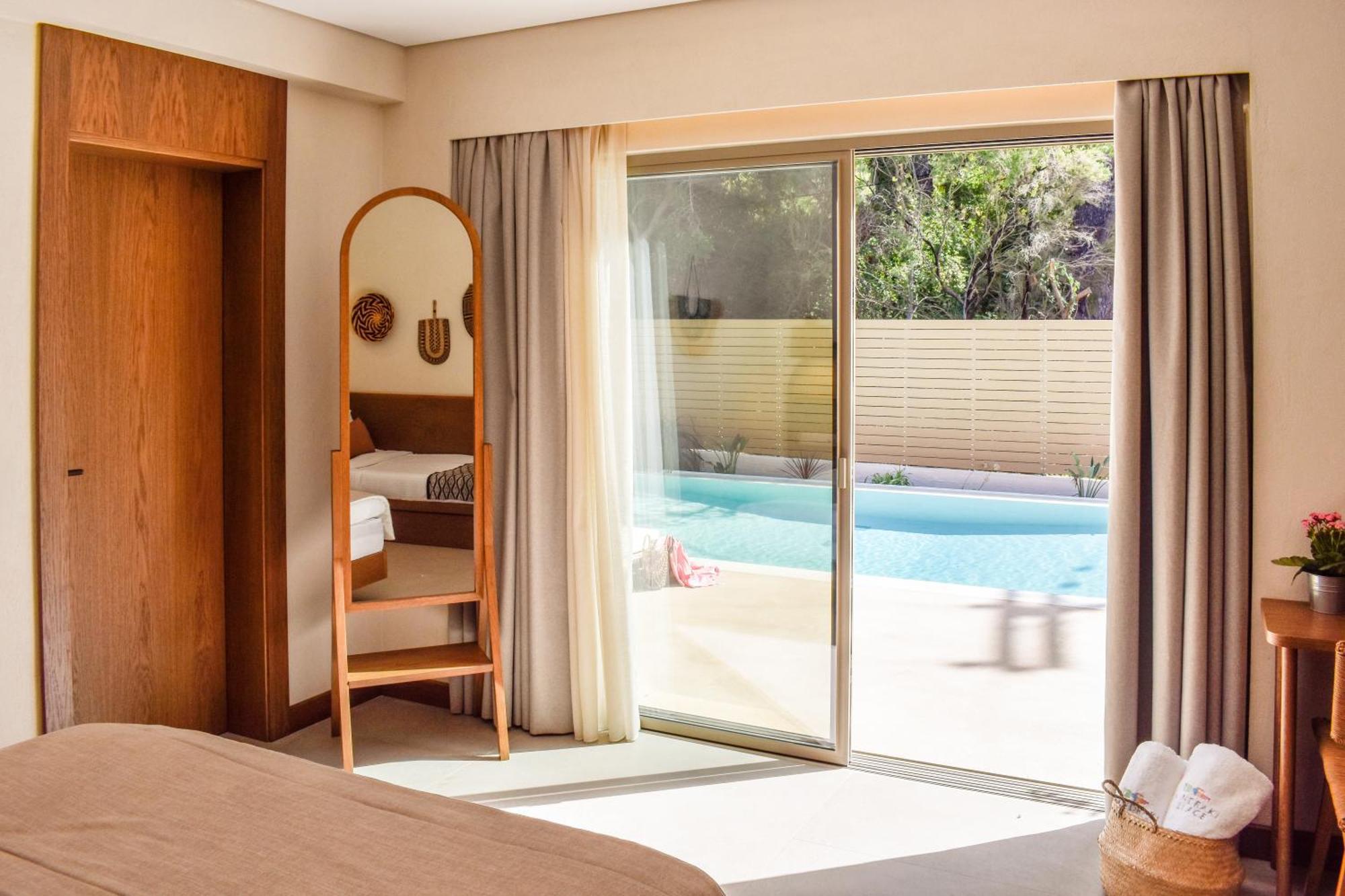 Mandraki Village Boutique Hotel コウコウナリス エクステリア 写真